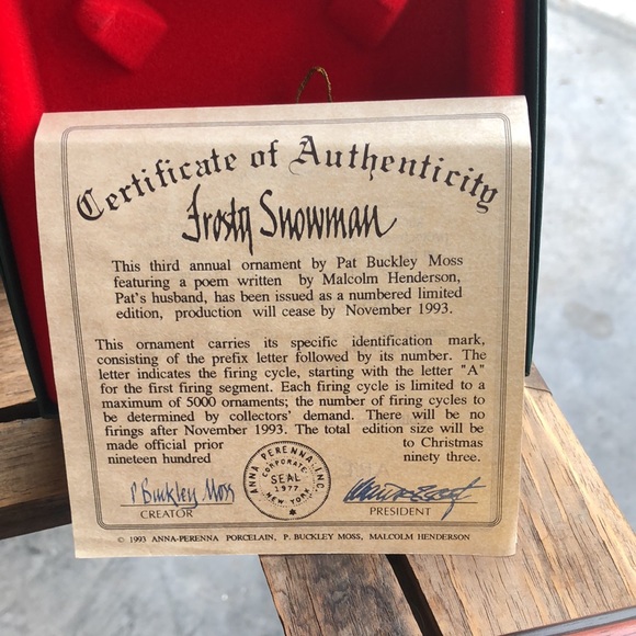 P Buckley Moss Set of 3 Ornaments in Custom Frame - Picture 12 of 17